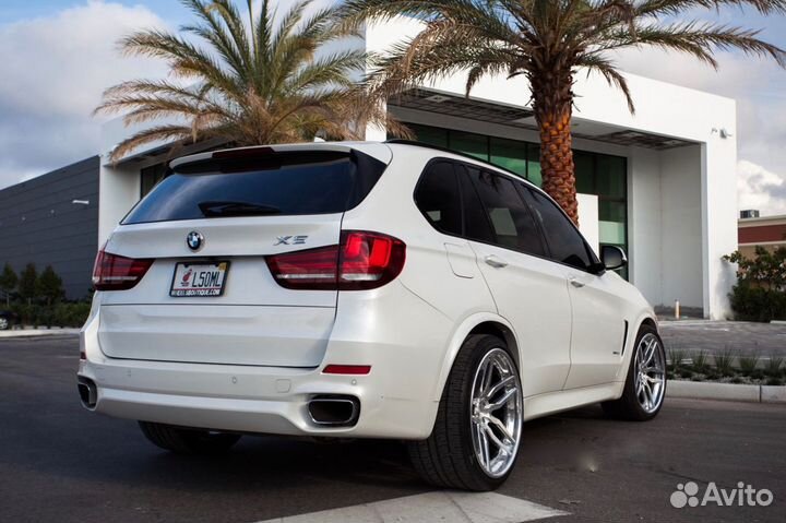 Кованые диски R22 GT Performance на BMW X5 M