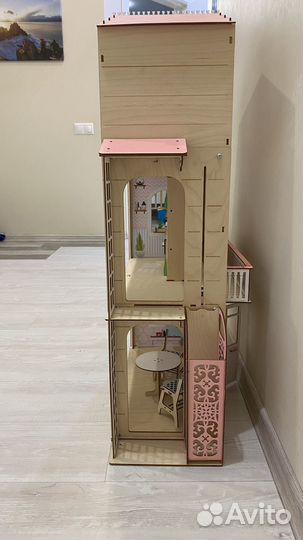 Домик кукольный деревянный