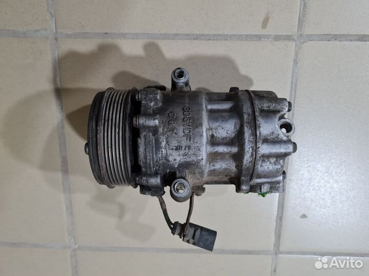 Компрессор кондиционера Volkswagen Polo 5