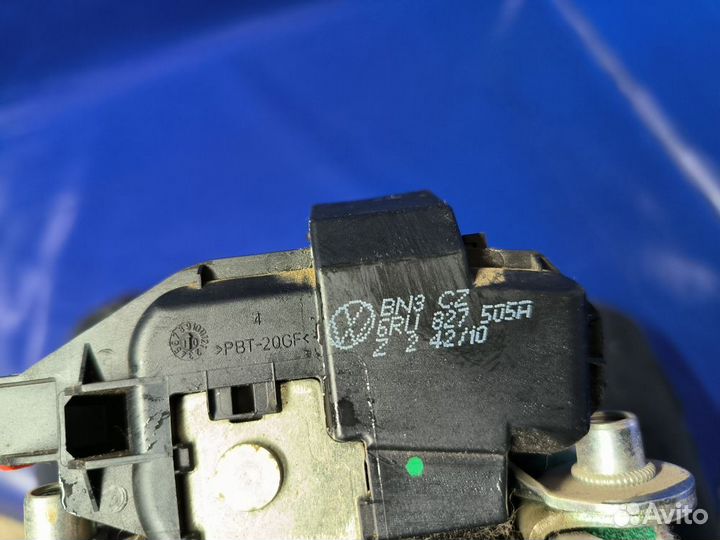 Замок багажника Volkswagen Polo V