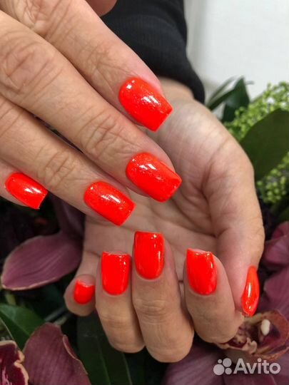 Маникюр, наращивание ресниц, педикюр