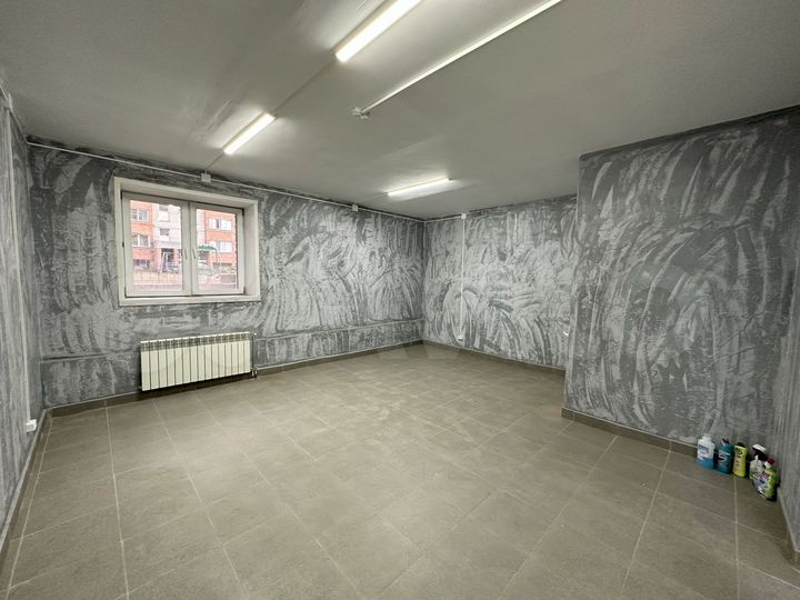 Свободного назначения, 12.4 м²