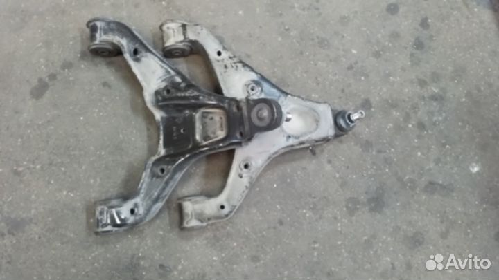 Рычаги передние Mercedes Sprinter 906