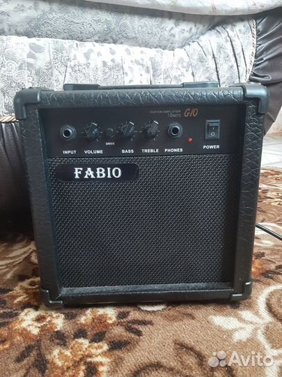 Гитарный комбоусилитель fabio g-10(10w)