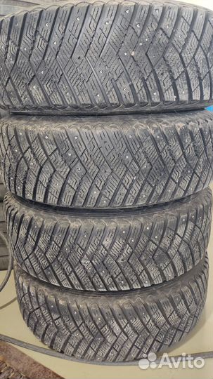 Goodyear Ultragrip Ice Arctic 215/65 R17 99T