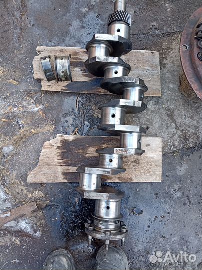 Вал коленчатый д65