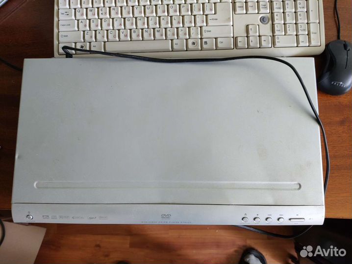 DVD плеер Thompson dth222ea