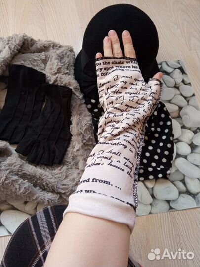 Митенки, шарфы, шляпка, меховые наушники