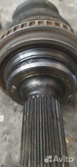 Привод задний toyota ipsum. Шрус. Граната