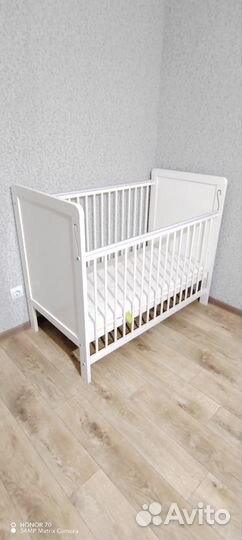 Детская кроватка