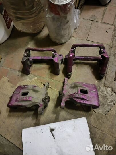 Задние суппорта tourer v