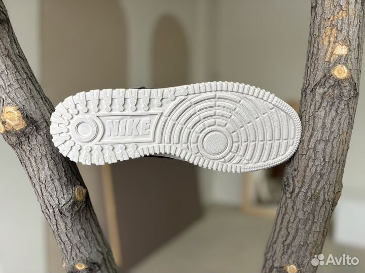 Nike Court Vision Mid Winter