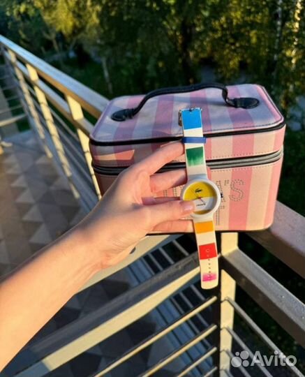 Часы женские lacoste