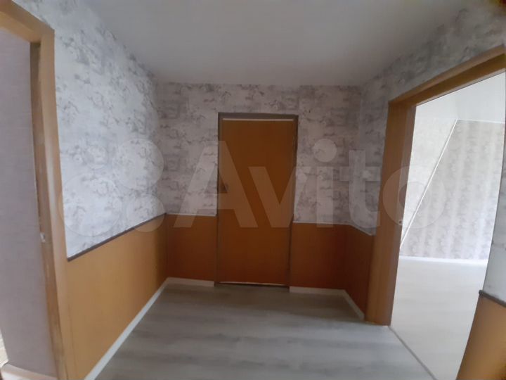 3-к. квартира, 57 м², 1/5 эт.