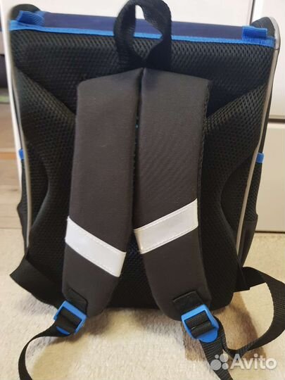 Рюкзак школьный