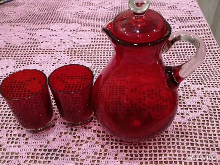 Посуда из рубинового стекла