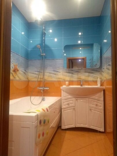 2-к. квартира, 70 м², 3/10 эт.