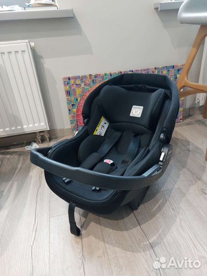 Автокресло и автолюлька Pegperego viaggio с базой