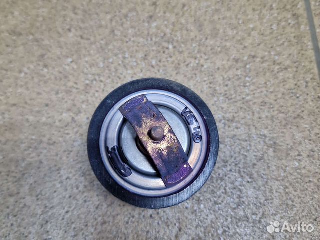 Термостат Volvo s40