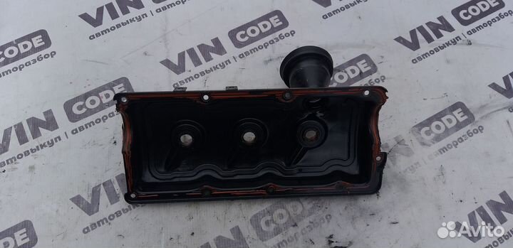 Клапанная крышка Audi A6