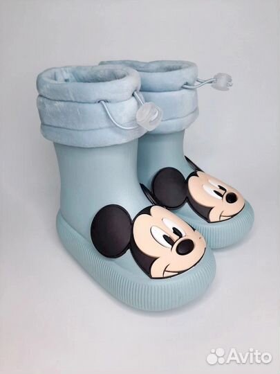Резиновые сапожки на мальчика