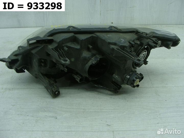 Фара правая Nissan X-Trail