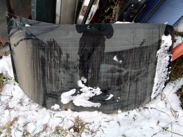 Заднее стекло VW Passat CC (рестайлинг)