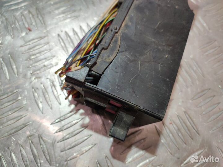 Блок предохранителей Volkswagen Polo 5 1.6 CFN