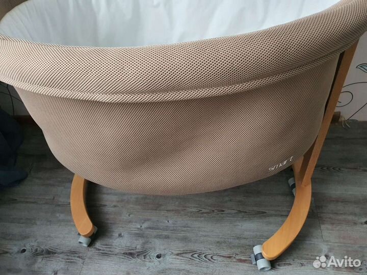 Кроватка- каталка для новорожденных