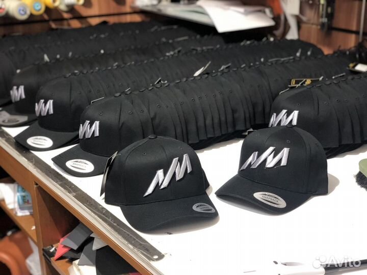 Машинная вышивка на всех видах ткани и коже