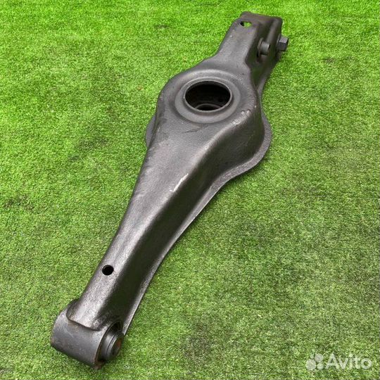 Рычаг подвески нижний задний правый Suzuki Escudo