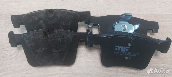 Колодки тормозные передние BMW X3 / X4