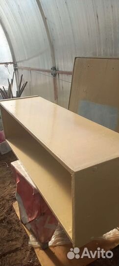 Полка навесная деревянная