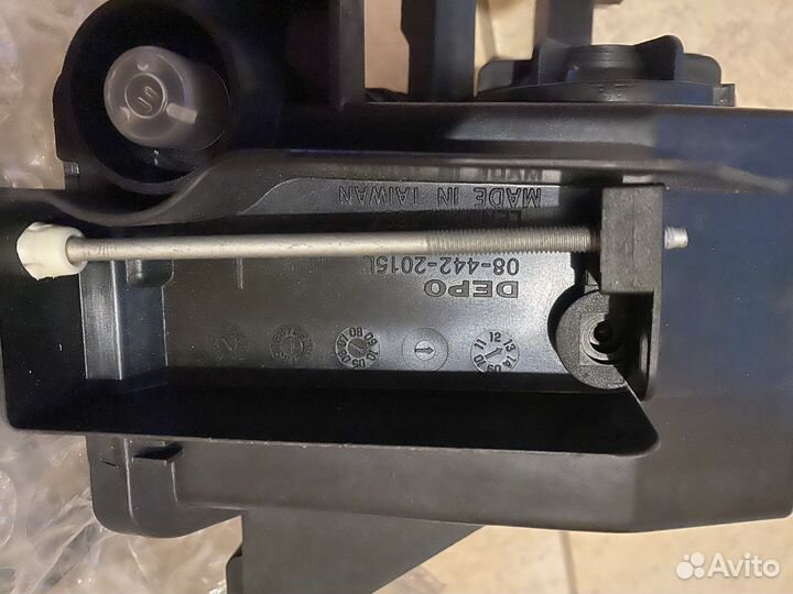 Opel astra h фара