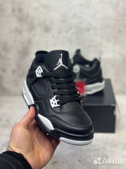 Влагоотталкивающий AIR Джордан.4