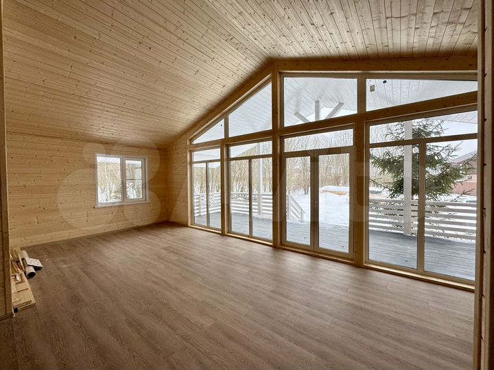 Дом 103 м² на участке 9 сот.