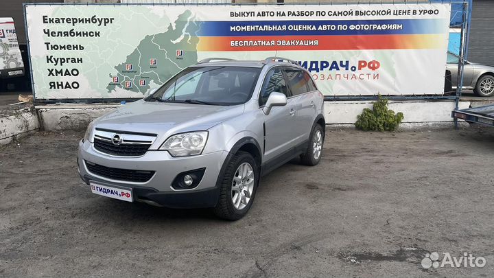 Клемма аккумулятора плюс Opel Antara (С145) 954925