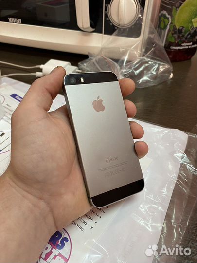 iPhone 5S, 16 ГБ