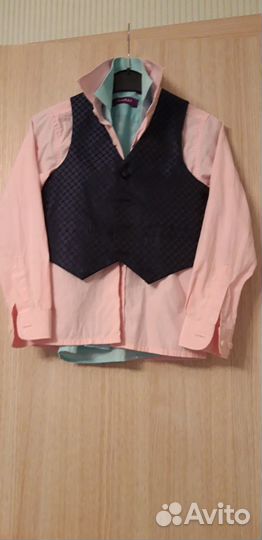 Рубашки+ жилетка