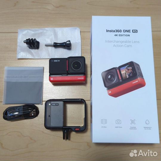 Экшн камера Insta360 One RS 4k