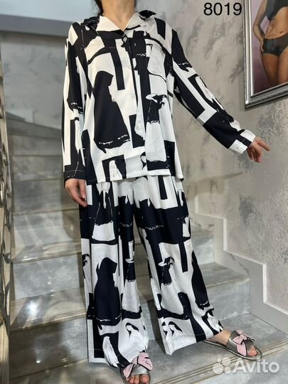 Брючный костюм