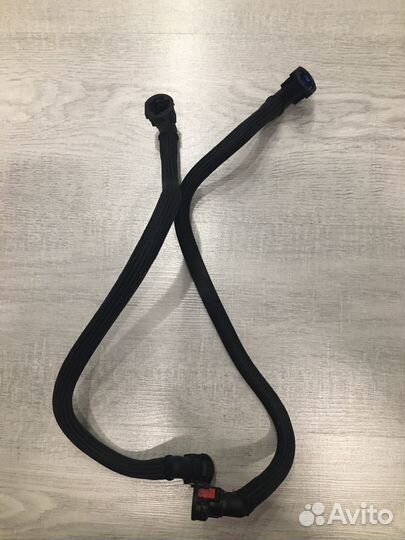 Трубка охладителя АКПП. Вольво 31368678