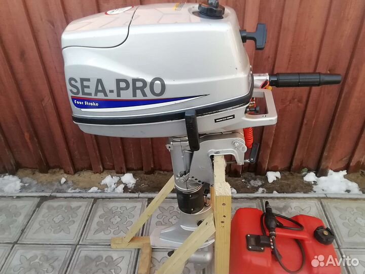 Лодочный мотор