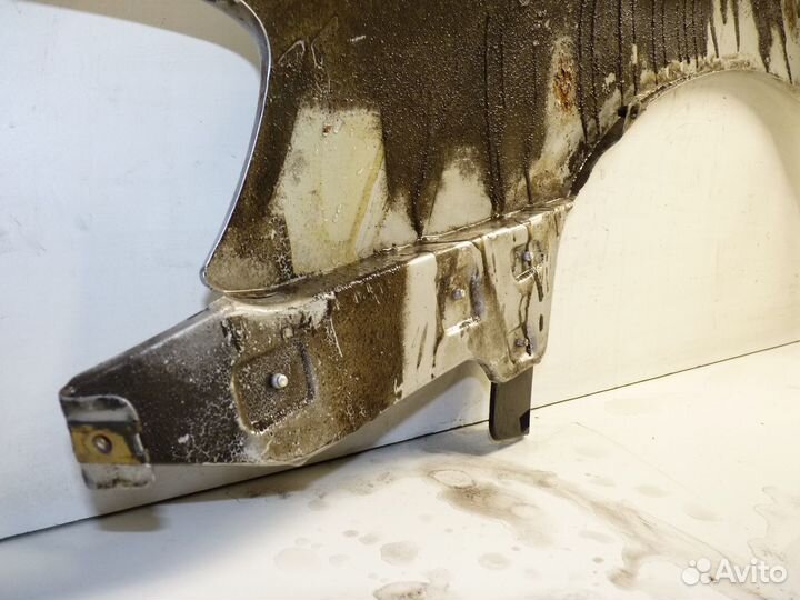 Крыло переднее Прав. Сеат Cordoba 2000г 1.9л 50кВт