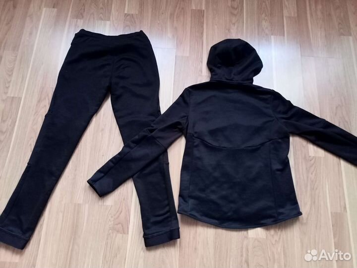 Спортивный костюм на подростка