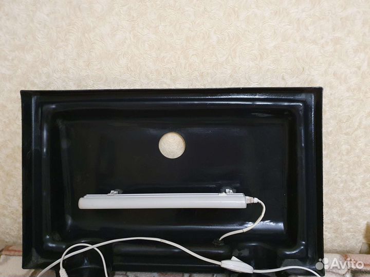 Аквариум на 60 л с крышкой, лампой, фильтром