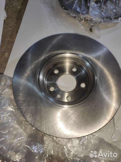 Диск тормозной передний