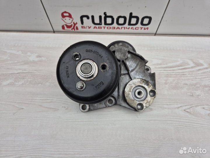 Кронштейн вискомуфты Land Rover Range Rover L322