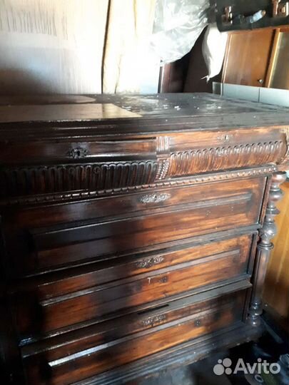 Комод старинный антикварный