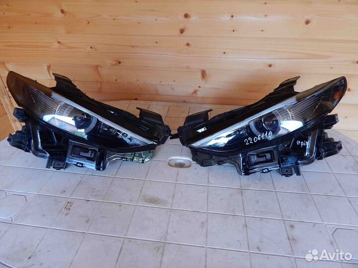 Фара левая Mazda 3 BM рестайлинг (2016-2019)